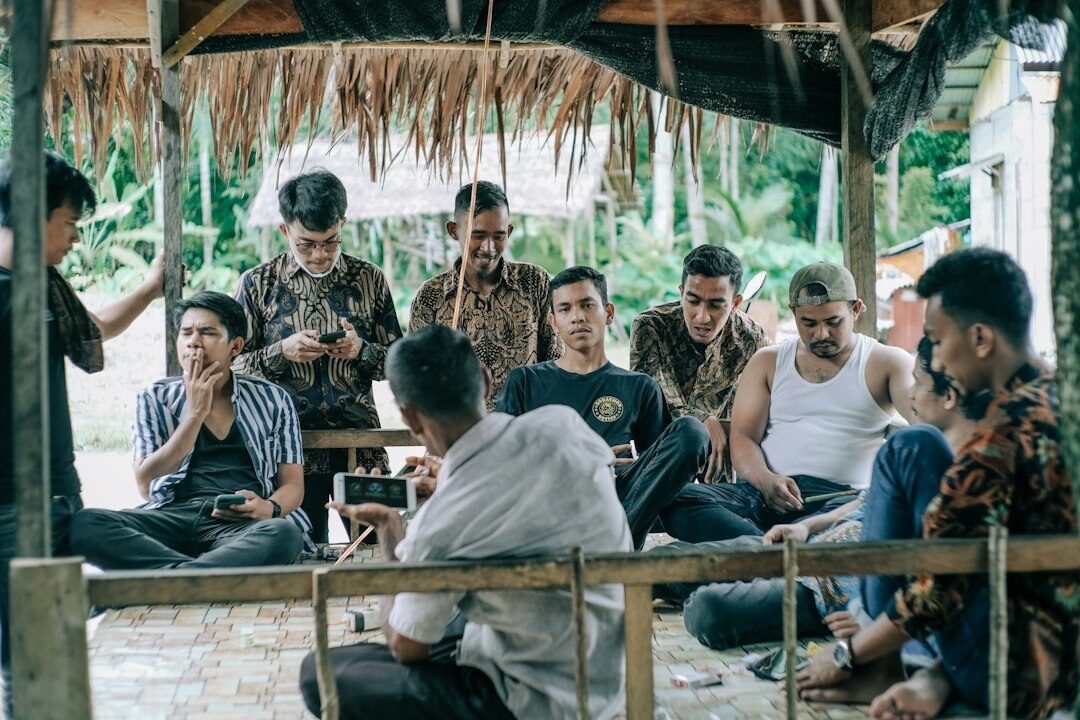 group of friends discussing social media