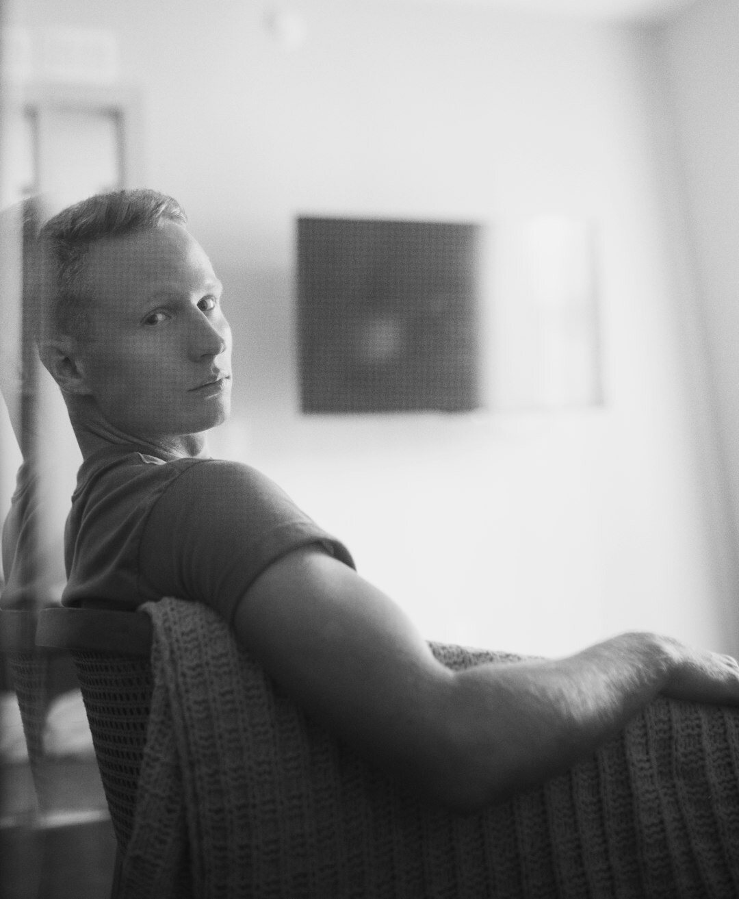 Studio portrait of a German male media psychologist in his fifties